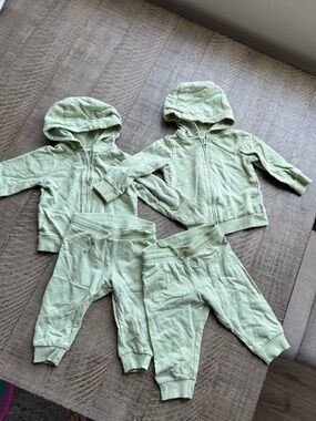 Bundle twins H&M Light Sage Green Zipper Hoodie Detail. 6 months old